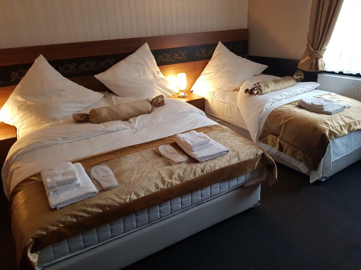 Hotel Im Anker Munden  Bagian luar foto