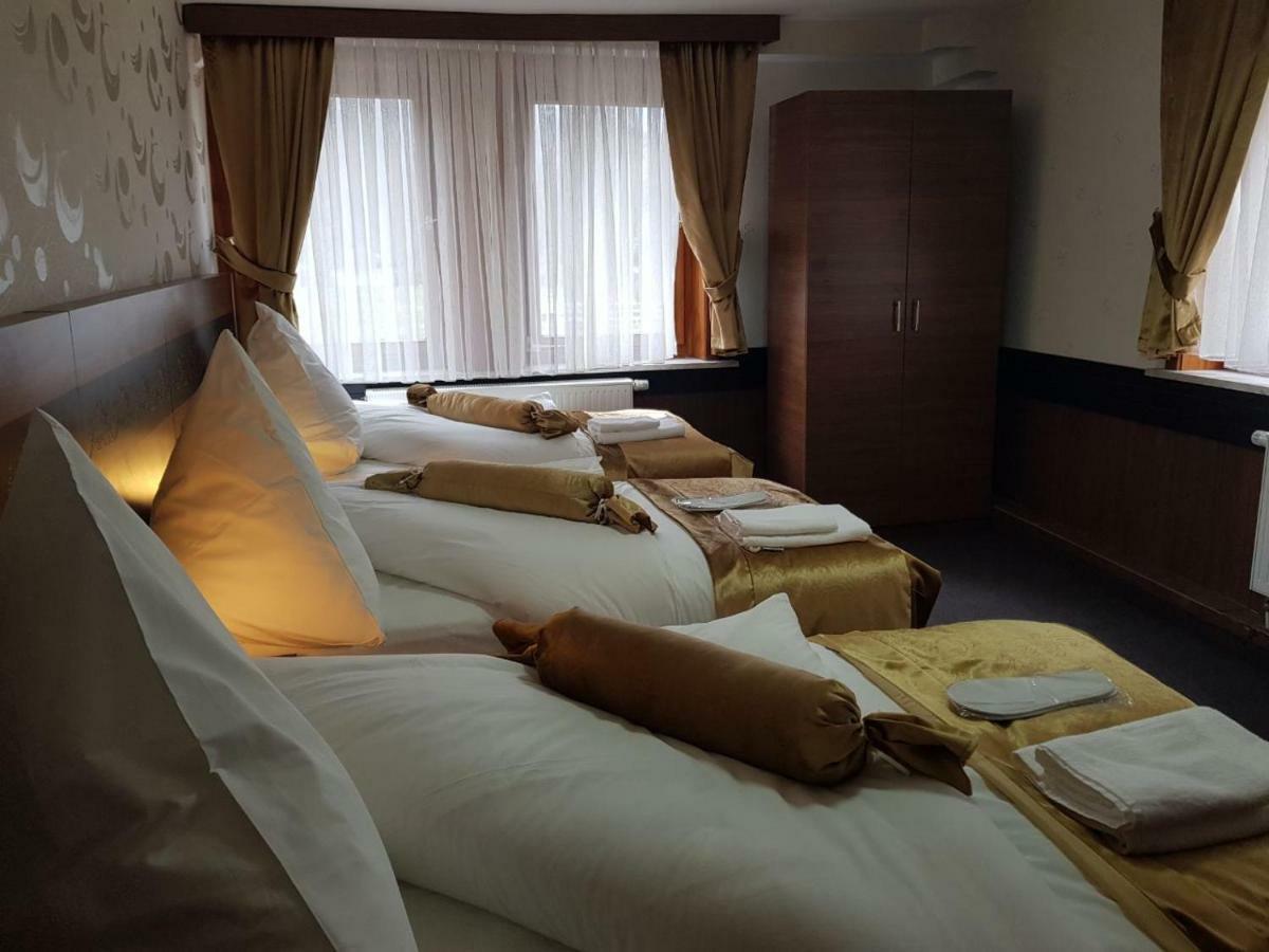 Hotel Im Anker Munden  Bagian luar foto
