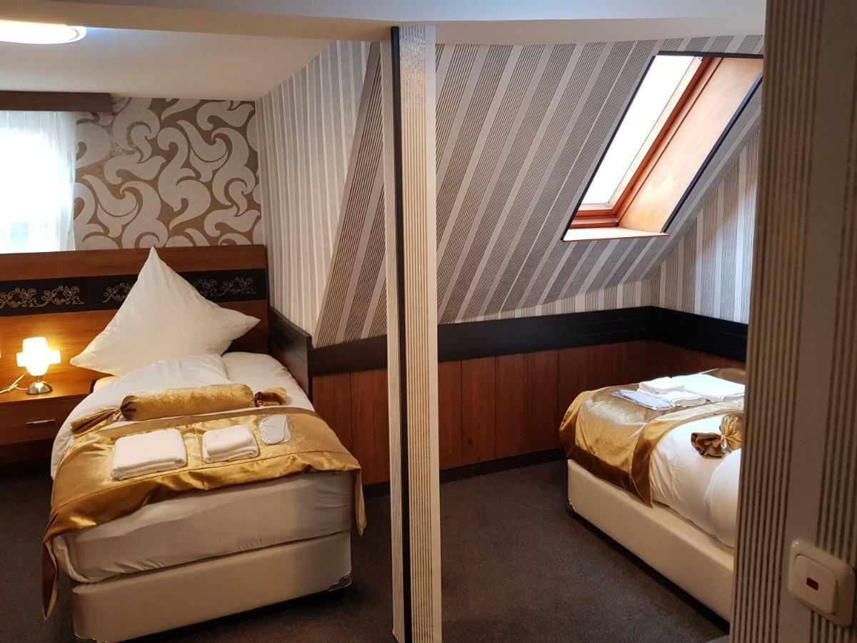 Hotel Im Anker Munden  Bagian luar foto