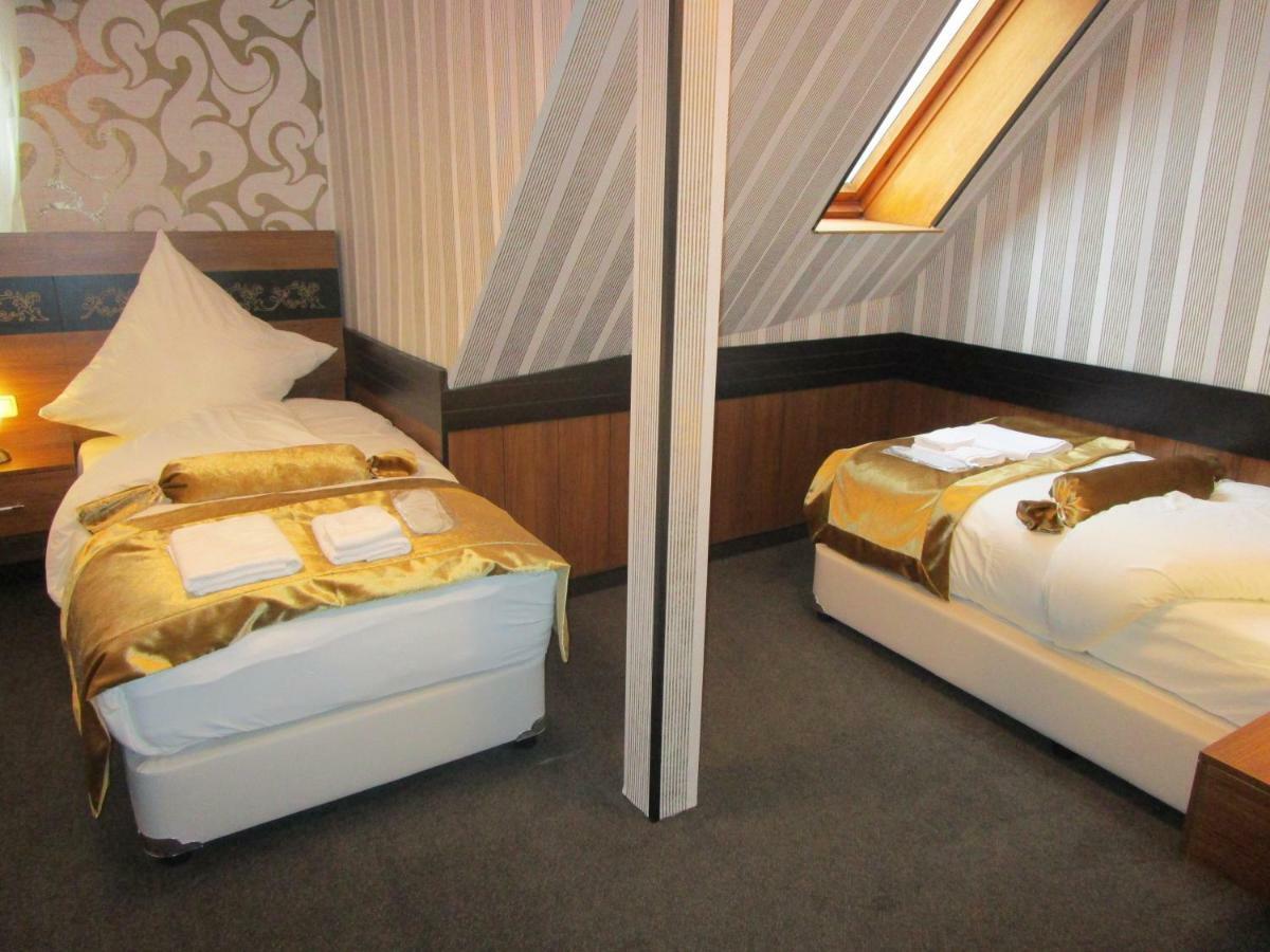 Hotel Im Anker Munden  Bagian luar foto