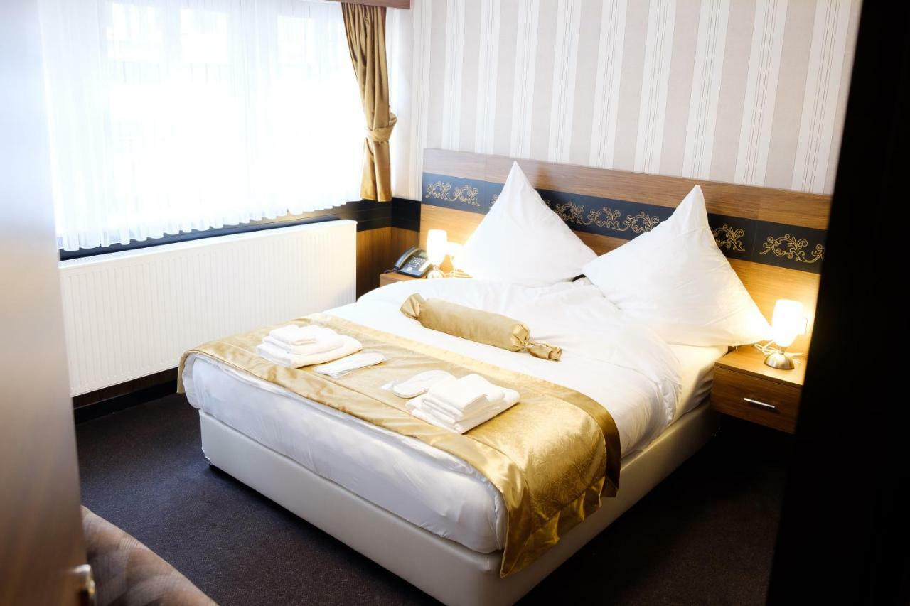 Hotel Im Anker Munden  Bagian luar foto